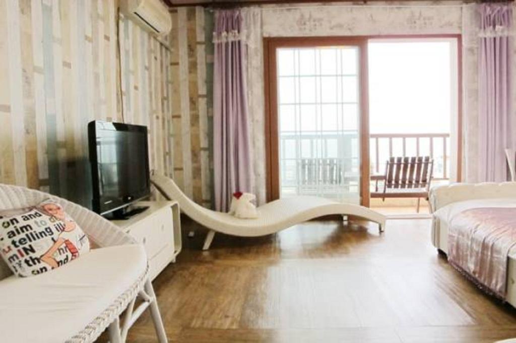 Dg Beach Pension Jeju Zimmer foto
