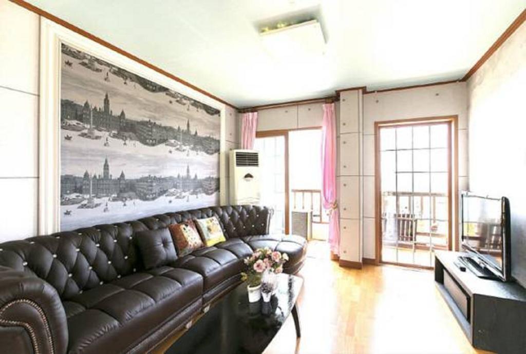 Dg Beach Pension Jeju Zimmer foto