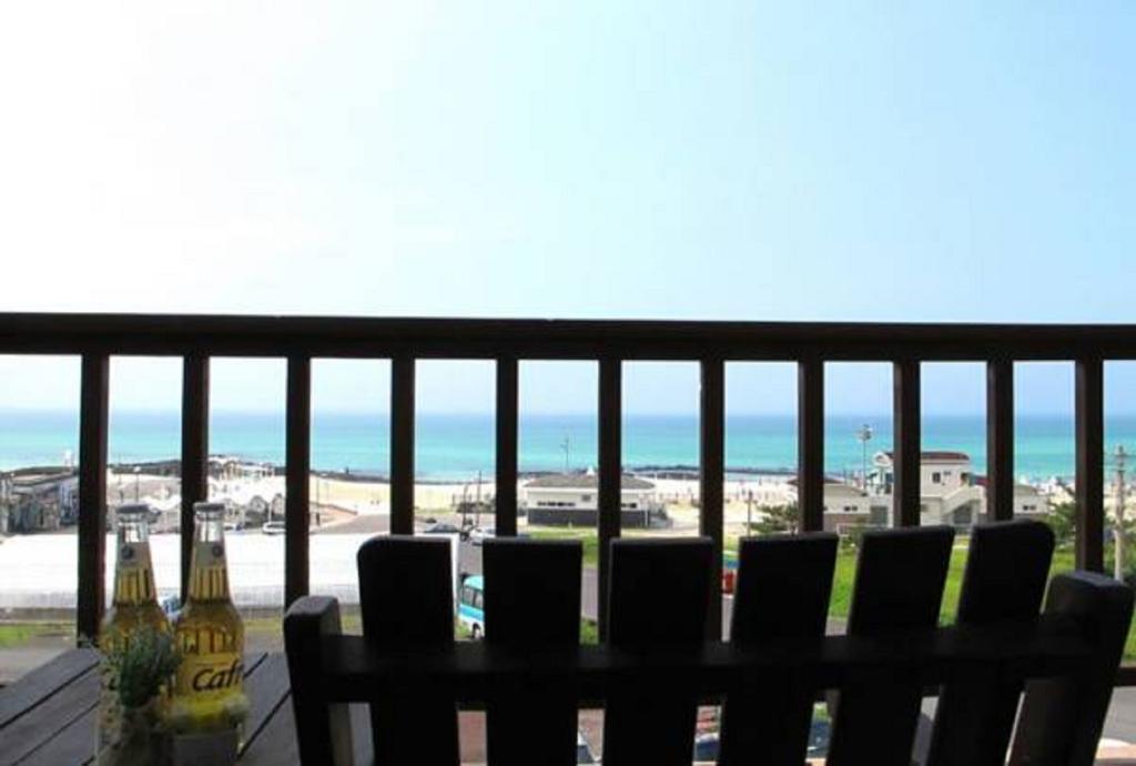 Dg Beach Pension Jeju Zimmer foto