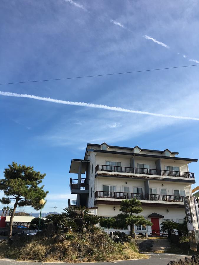 Dg Beach Pension Jeju Exterior foto