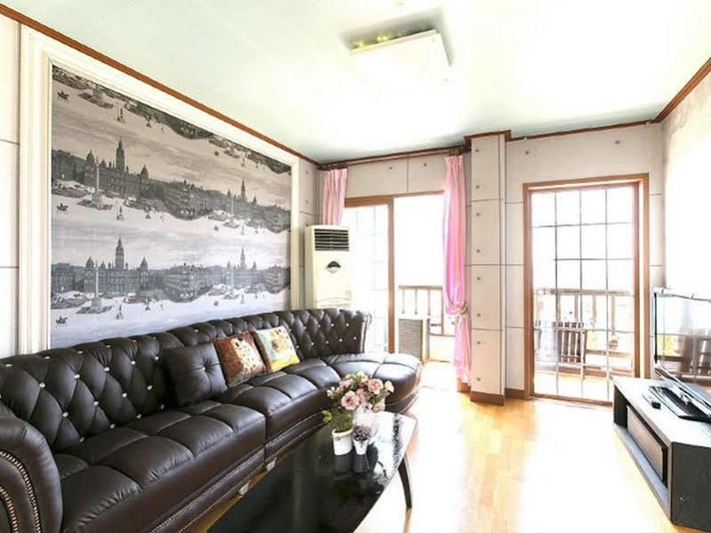 Dg Beach Pension Jeju Exterior foto